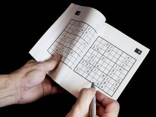 Jak grać w Sudoku - przewodnik dla początkujących do rozwiązywania łamigłówek